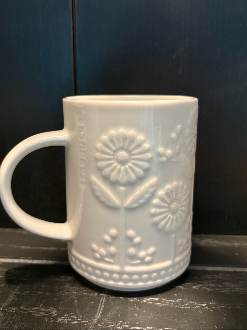 Two Starbucks 12 oz ceramic mugs with embossed daisy or sunflower floral design - Picture 5 of 14